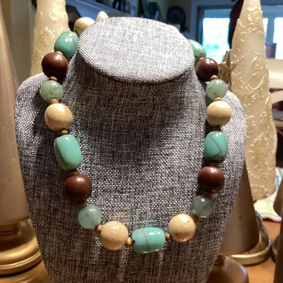 Wooden and Ceramic Beads Adjustable Necklace - Picture 3 of 5